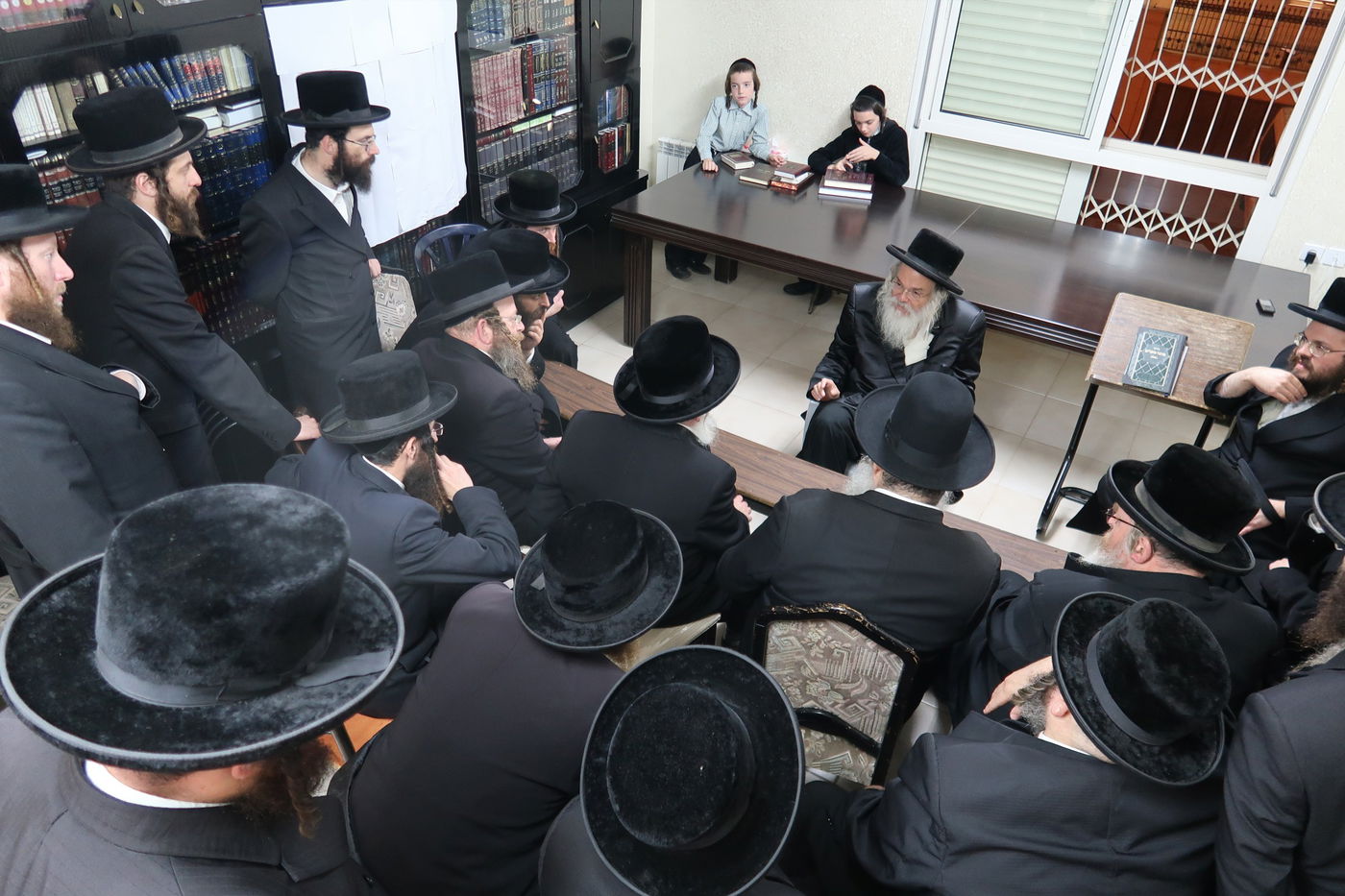 רבני ביתר ניחמו את בן האדמו"ר מסאוווראן זצ"ל