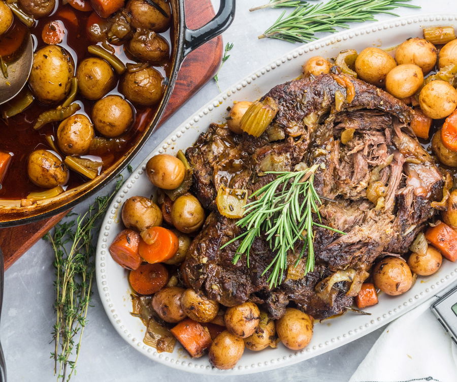 בשר ותפוחי אדמה בתנור