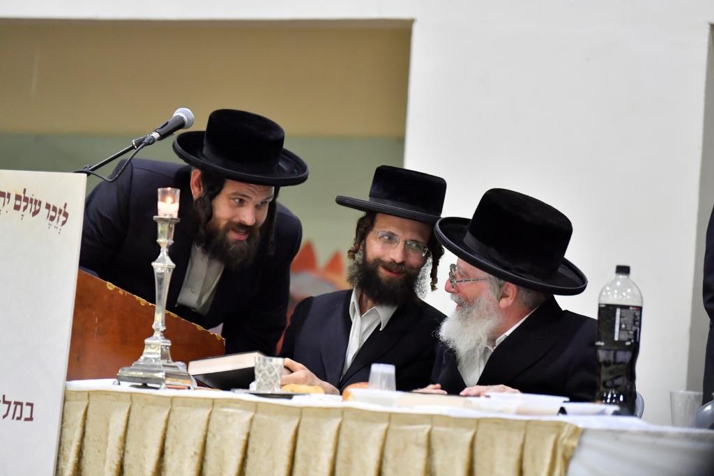 בקהילת 'המתמידים' ציינו שלוש שנים לפטירת המנהיג