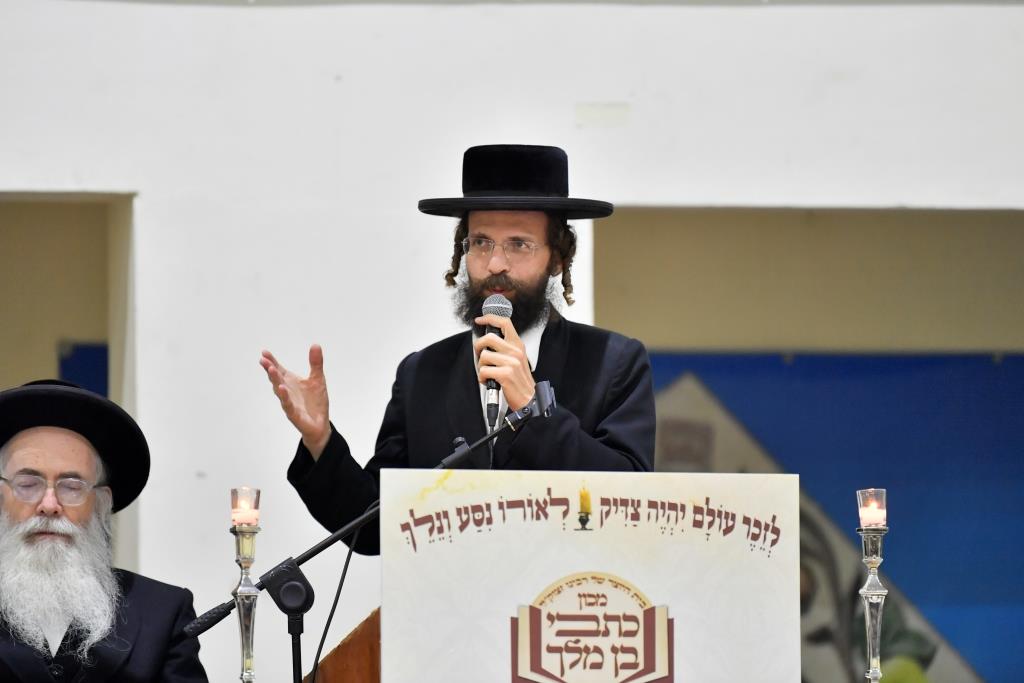 בקהילת 'המתמידים' ציינו שלוש שנים לפטירת המנהיג