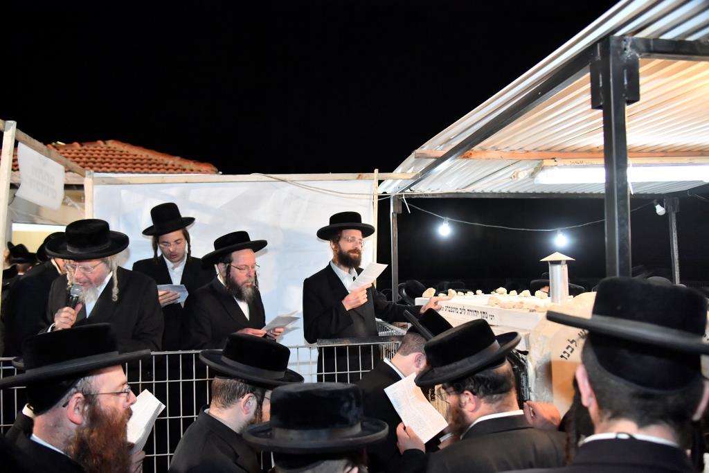 בקהילת 'המתמידים' ציינו שלוש שנים לפטירת המנהיג