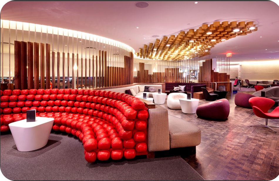 טרקלין העסקים החדש, בדומה לטרקלין המלך דוד בנתב"ג, מעניק חוויית אירוח נעימה תוך מתן מענה פרקטי לצרכי הנוסעים