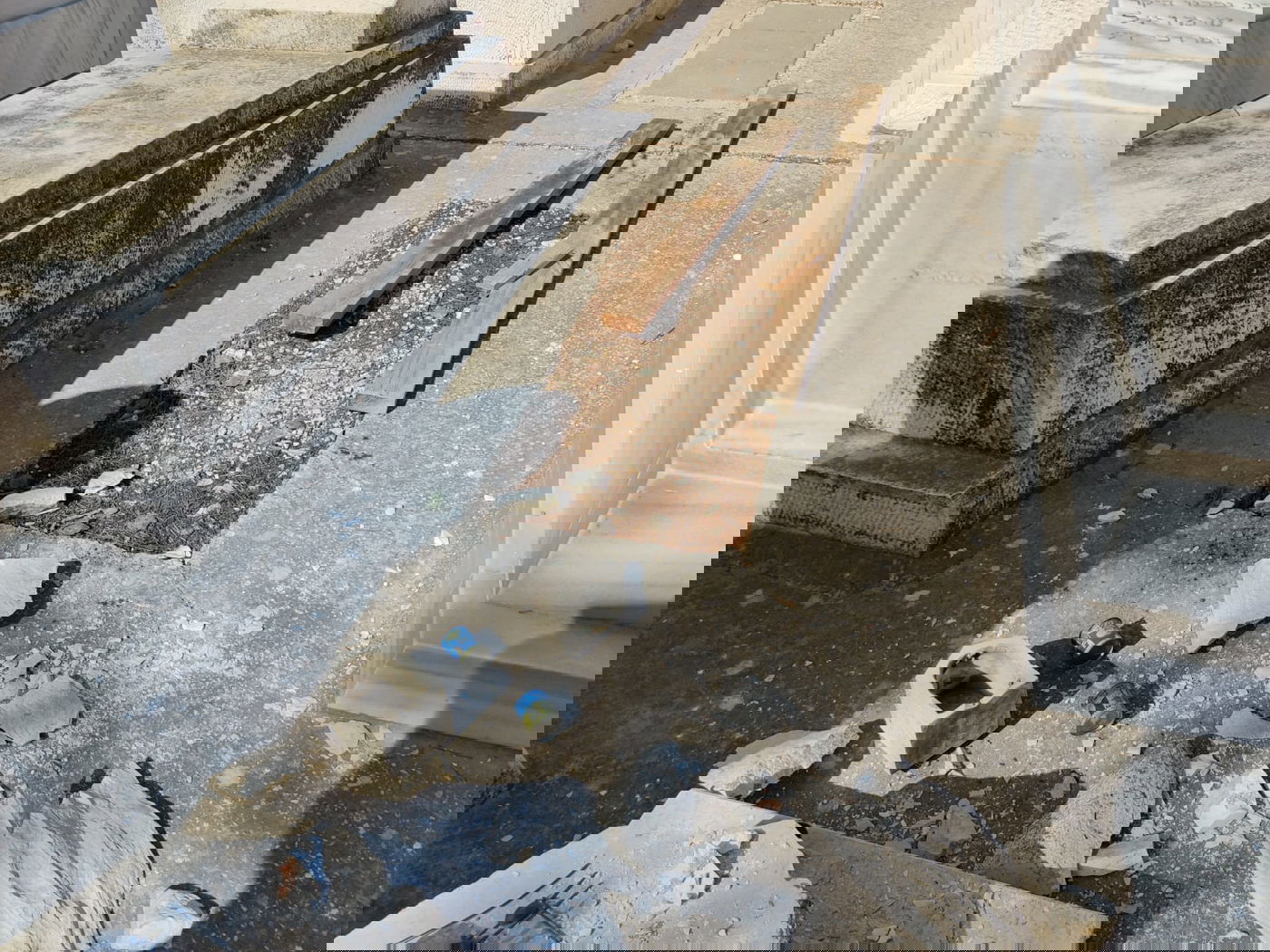 הר המנוחות: אלמונים ניתצו מצבות בלילה