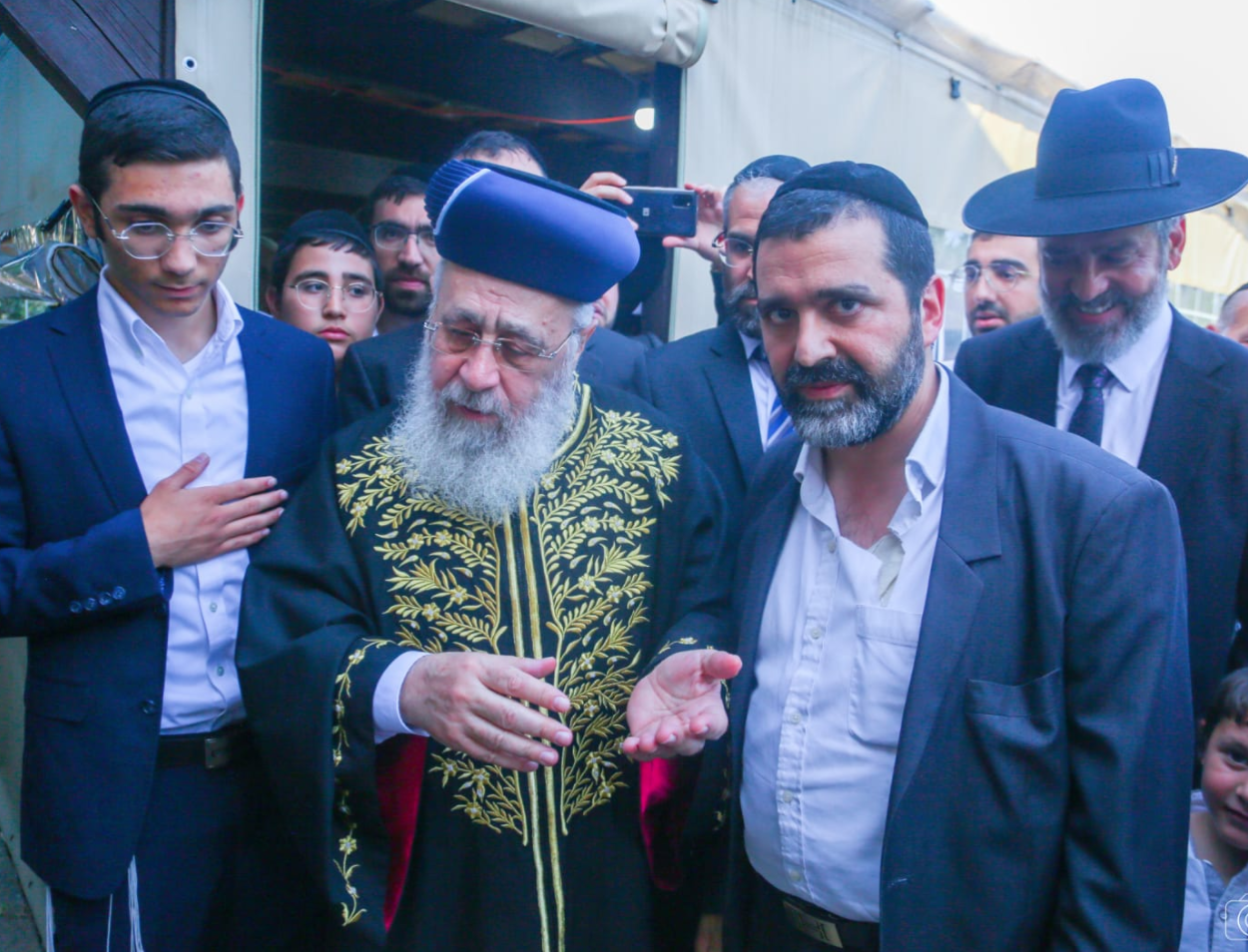 בראש המאבק. הראשון לציון