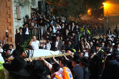 הלוויה. ארכיון