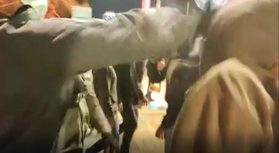 המשטרה תפצה נער שהוכה באגרוף על ידי שוטר