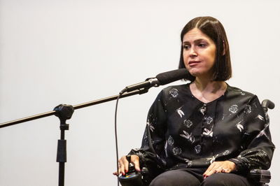 מביש: המאבטחים חסמו את כניסת השרה