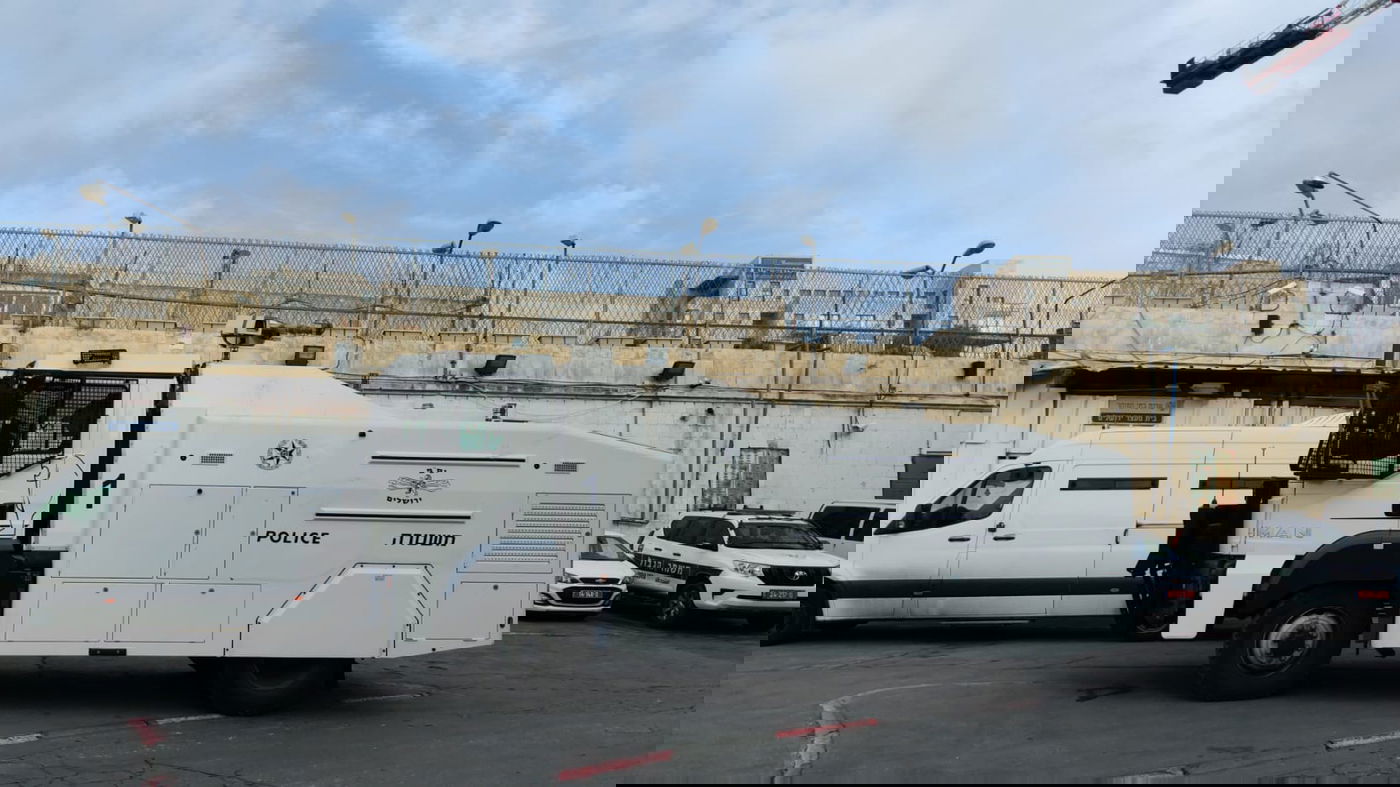 מעצרו של הרב אליעזר ברלנד הוארך: 'קשר עצמו לחשדות'