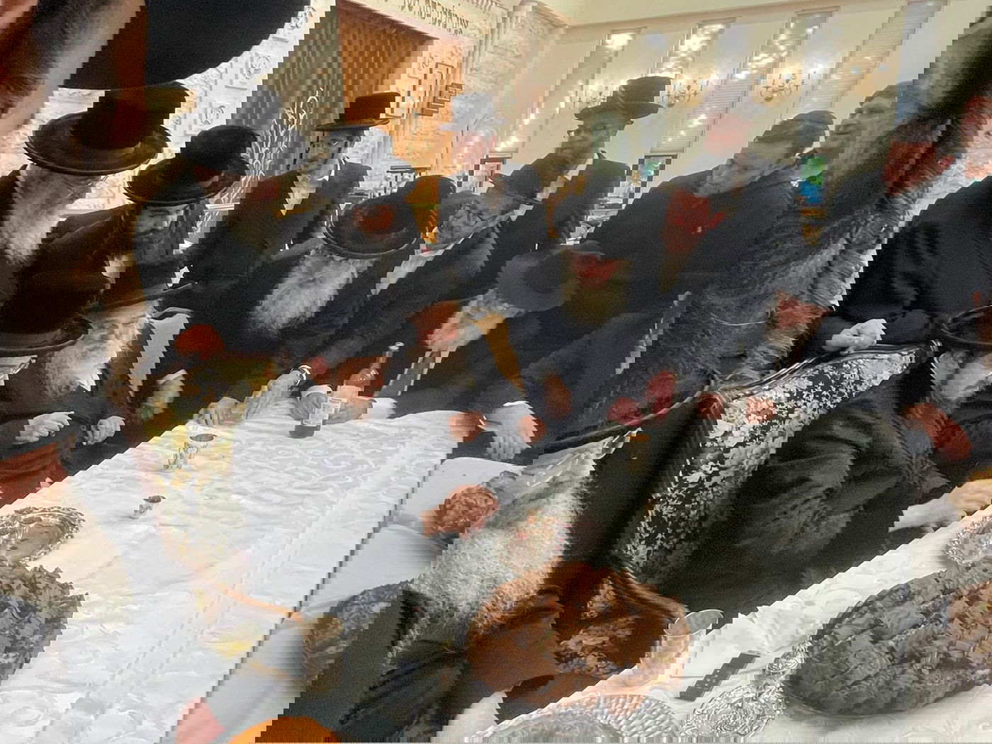 צפו: מעמד הקבלת פנים לאדמו"ר מסאדיגורה