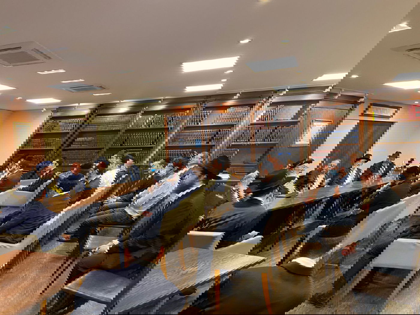 מסע החיזוק של הראשל"צ הגר"ש עמאר בברזיל • צפו