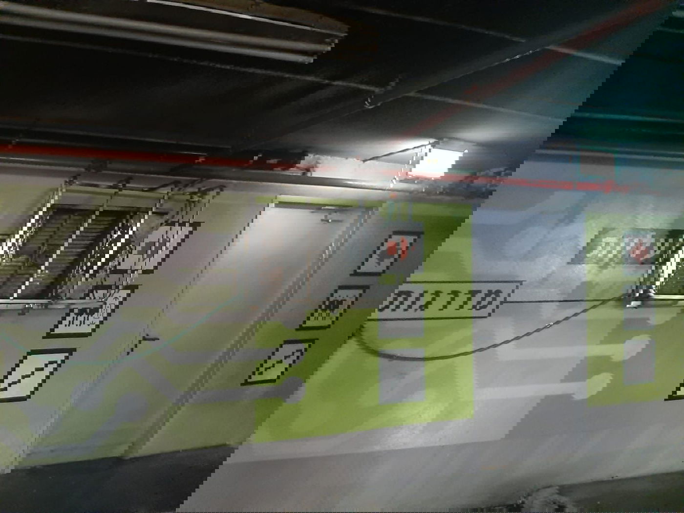 בני ברק: שריפה פרצה בחניון מגדל משרדים