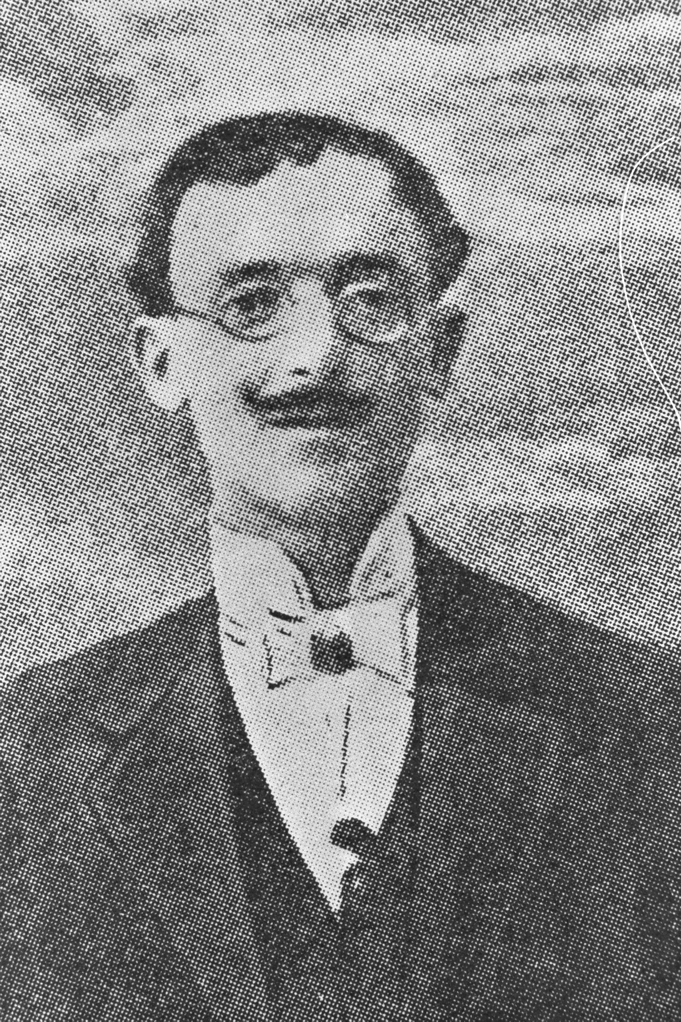 חיים בן-עטר עורך עיתון 'החרות' בתחילת המאה הכ'