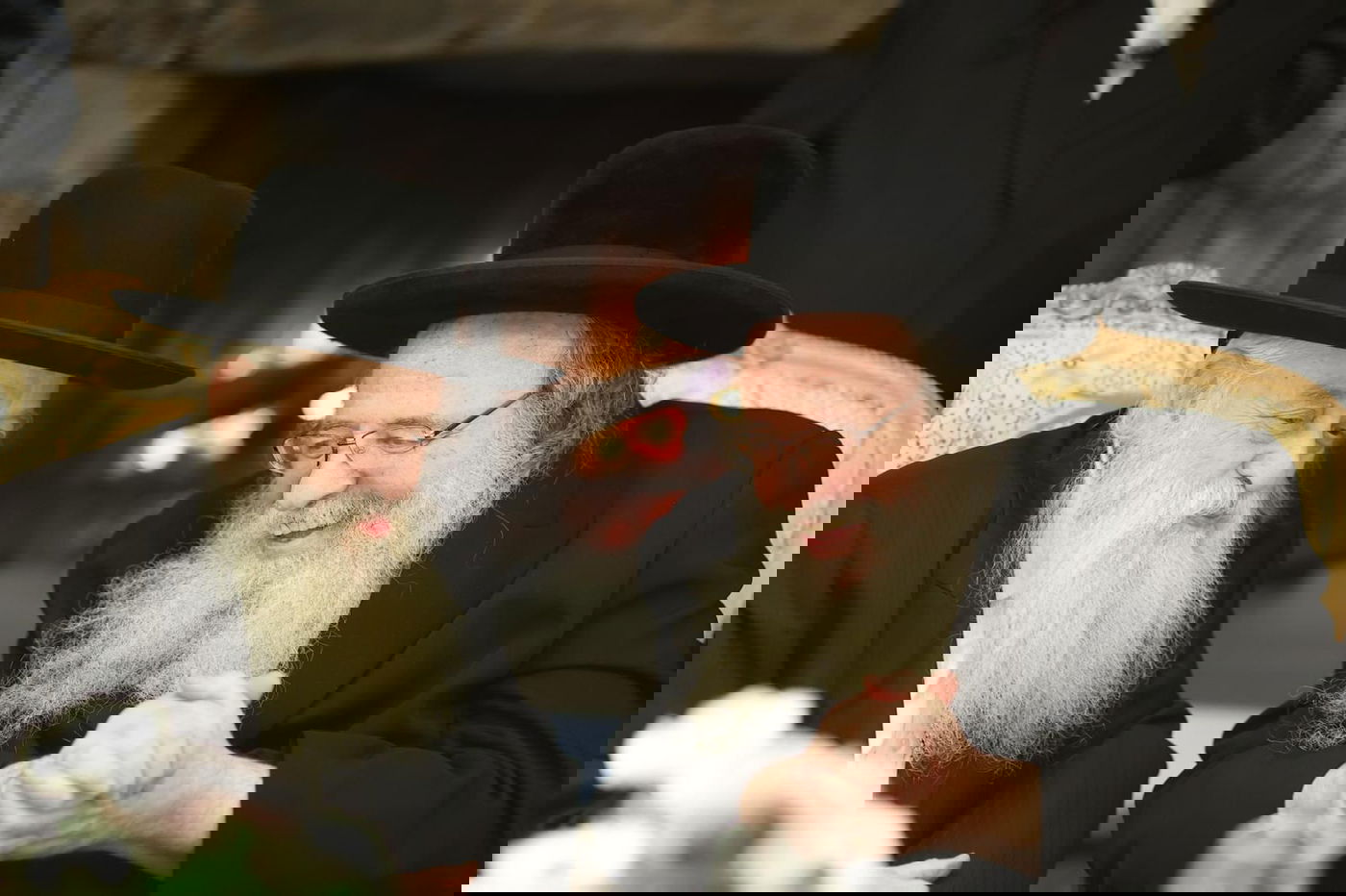 אלפים השתתפו בטישים של הגר"ש אלתר • תיעוד