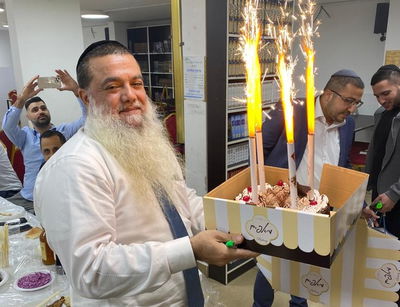 הרב כהן ועוגת יום ההולדת