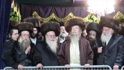 האדמו"ר בחתונה