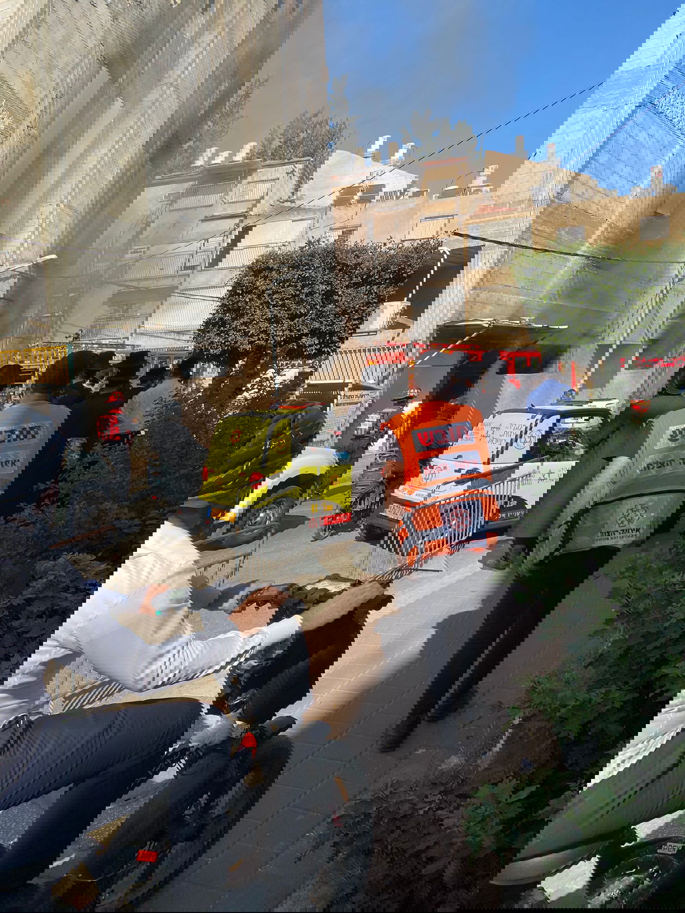 שעות לפני חופת נכד האדמו"ר: שריפה בבניין החסידות