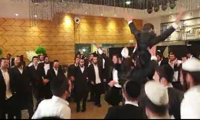 השיר נגד הסמארטפונים  כובש את החתונות • צפו