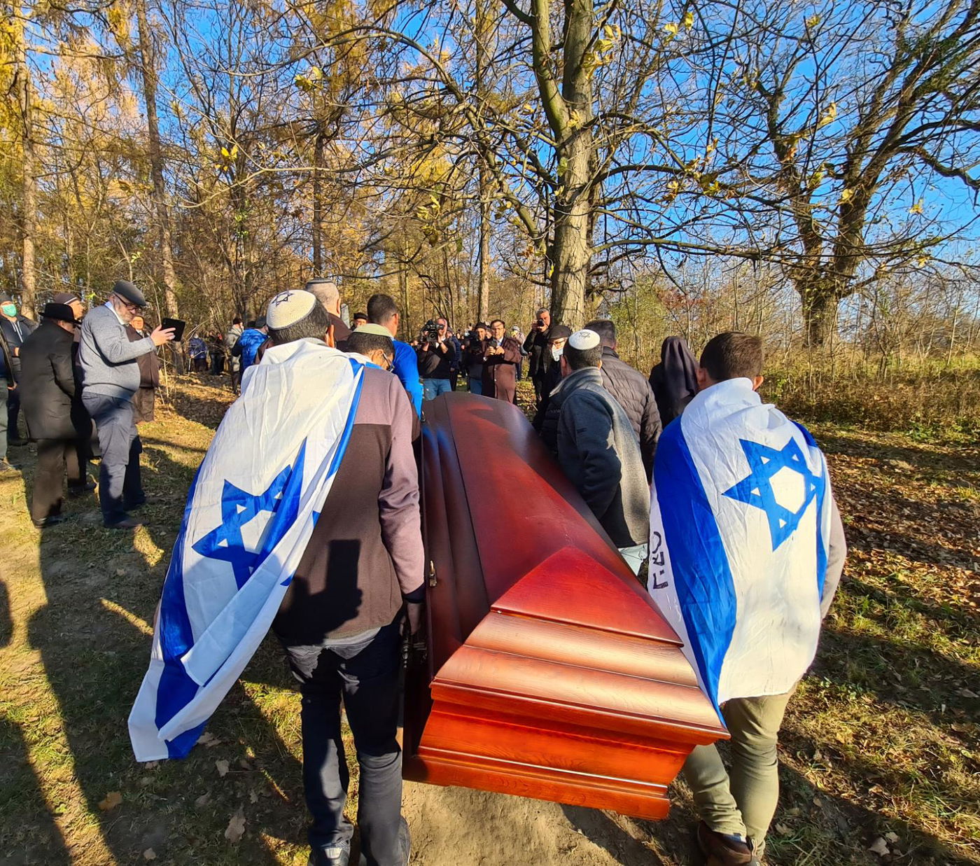 במסע ההלוויה, בשבוע שעבר