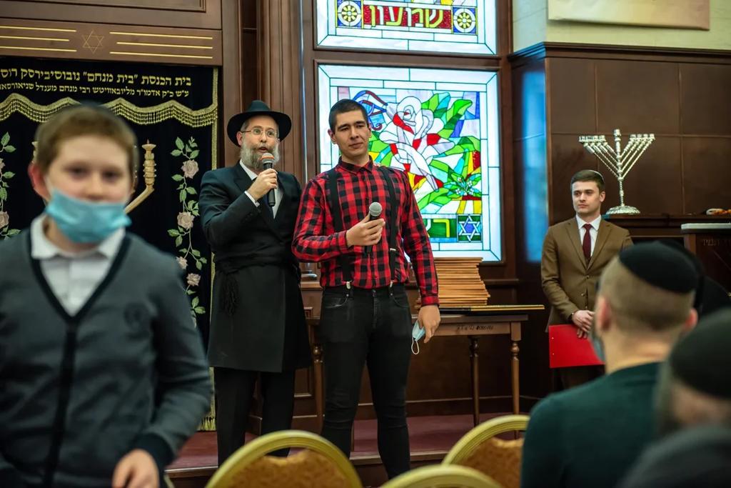 מפתיע: המהפך שחוללו אוזני החזיר בבית הכנסת