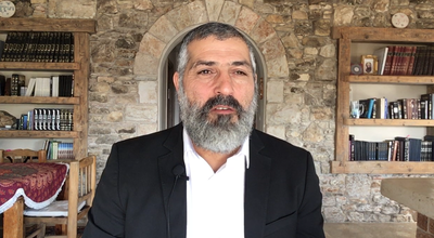 צבי יחזקאלי בפינה על פרשת ויצא • צפו