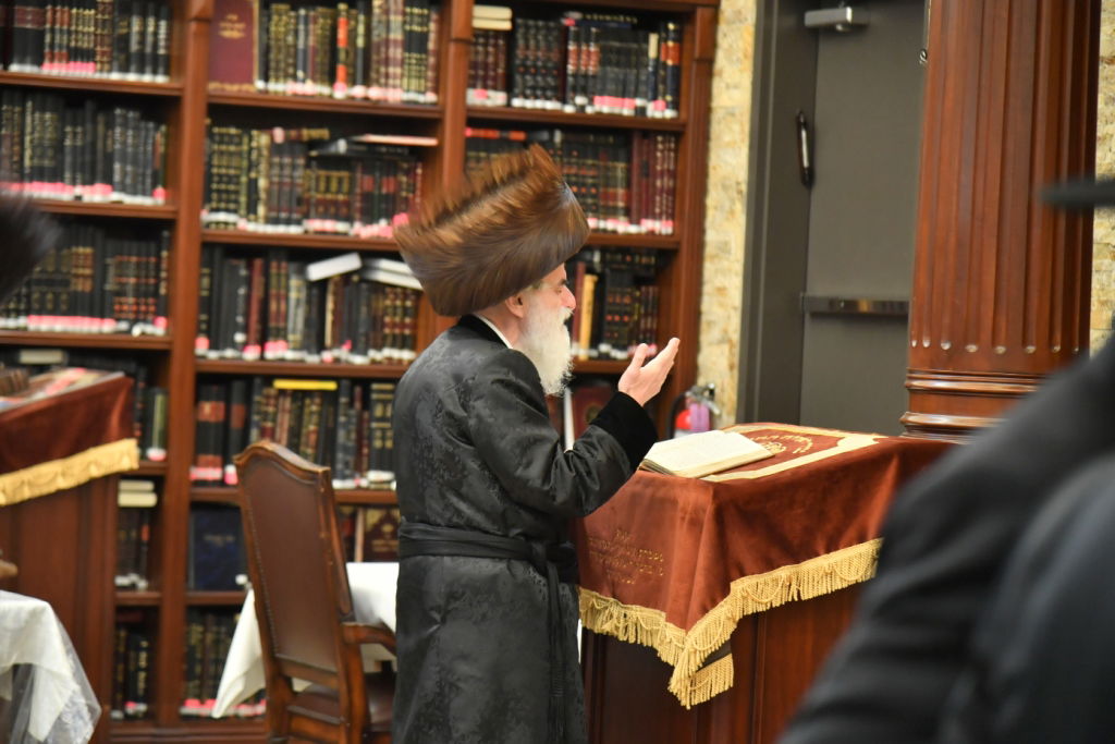 לטובת המוסדות בישראל: ביקורו של האדמו"ר מויז'ניץ בלוס אנג'לס