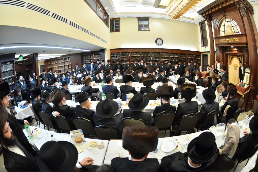 לטובת המוסדות בישראל: ביקורו של האדמו"ר מויז'ניץ בלוס אנג'לס