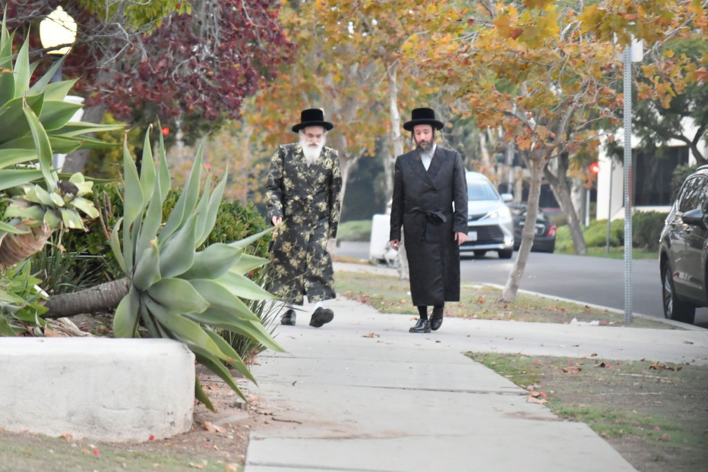 לטובת המוסדות בישראל: ביקורו של האדמו"ר מויז'ניץ בלוס אנג'לס