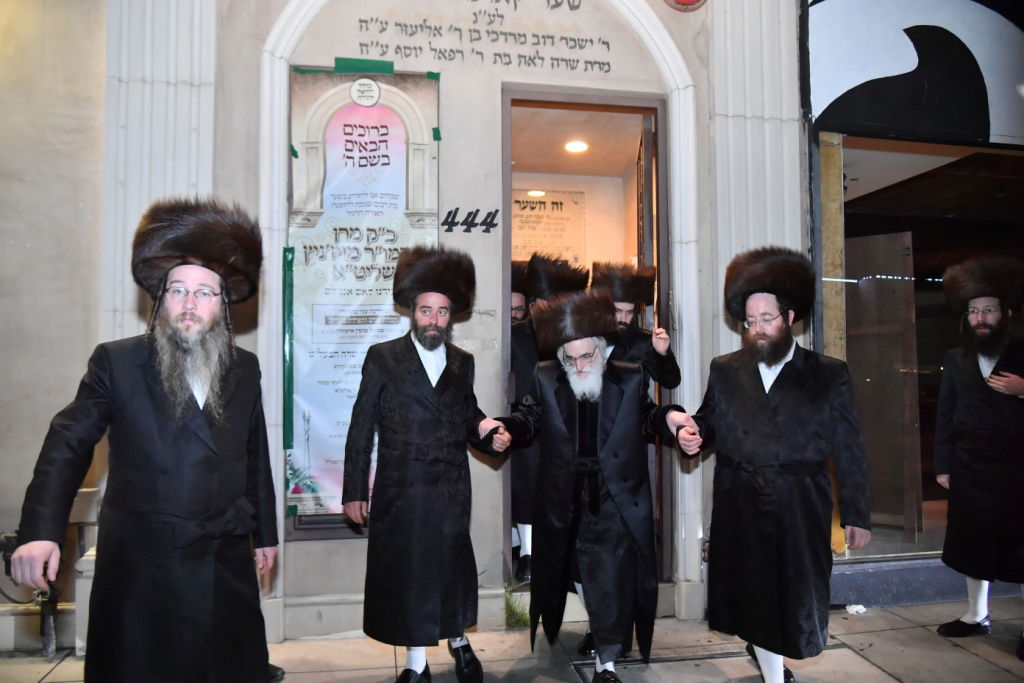 לטובת המוסדות בישראל: ביקורו של האדמו"ר מויז'ניץ בלוס אנג'לס