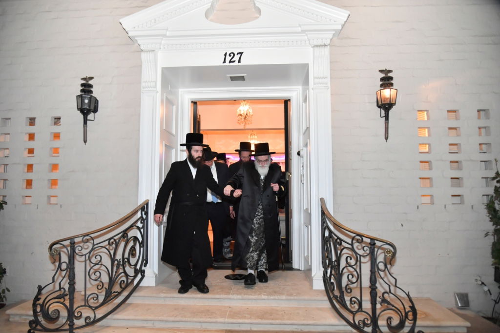 לטובת המוסדות בישראל: ביקורו של האדמו"ר מויז'ניץ בלוס אנג'לס