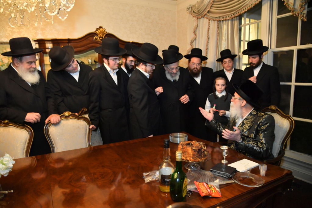 לטובת המוסדות בישראל: ביקורו של האדמו"ר מויז'ניץ בלוס אנג'לס