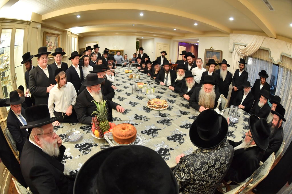 לטובת המוסדות בישראל: ביקורו של האדמו"ר מויז'ניץ בלוס אנג'לס