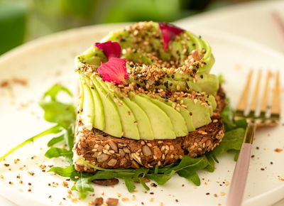 תערובת גרעינים - ג'עלה לסלט או לכריך