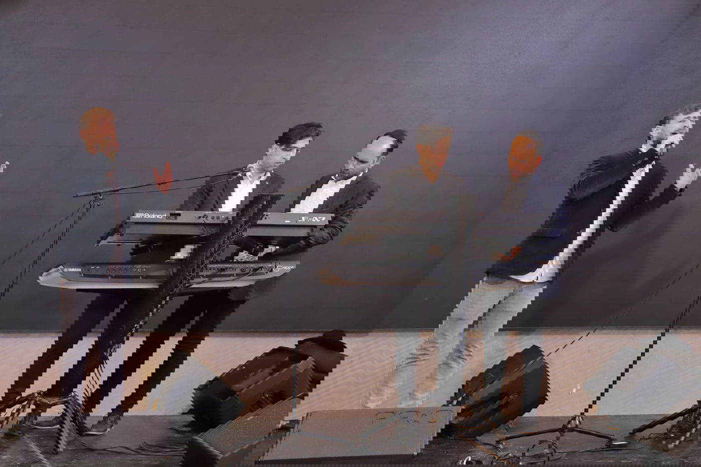 מרגש: הגיטריסט מאיר עוזרי סיים את הש"ס וחגג • צפו