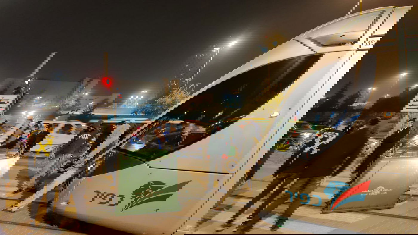 מחאת אהוביה סנדק; שבעה נעצרו • צפו