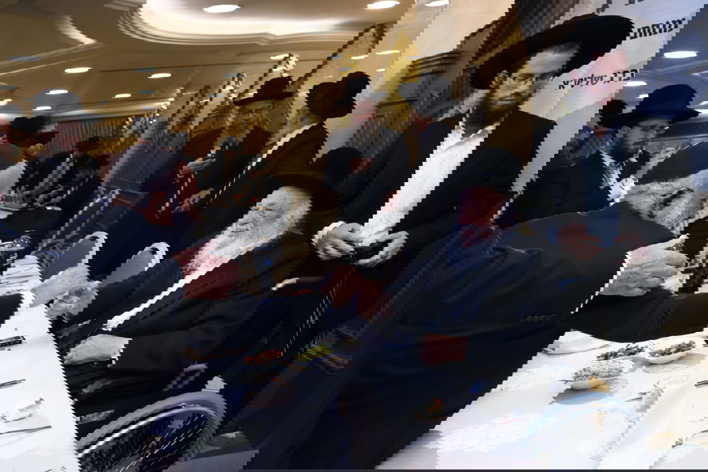 בראשות הגרב"ד פוברסקי: סיום הש"ס בבית הכנסת הבני ברקי; צפו