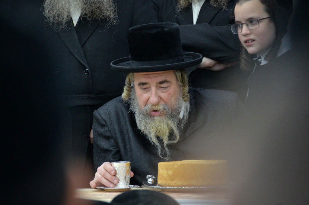 בלעלוב ניקלשבורג חגגו שבע ברכות לבן האדמו"ר