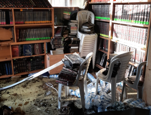 שריפה בבית כנסת. ארכיון