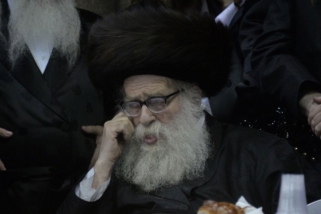 שמחת החתונה בחצרות דז'יקוב ויז'ניץ  - מאקווא