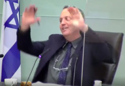 "הכותל הוא תחביב"; גלעד קריב