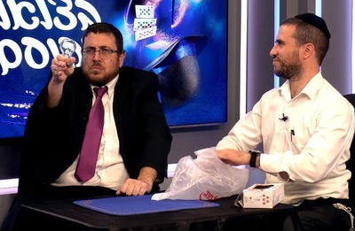 נורה מתפוצצת פתאום: מופע קסמים וצחוק