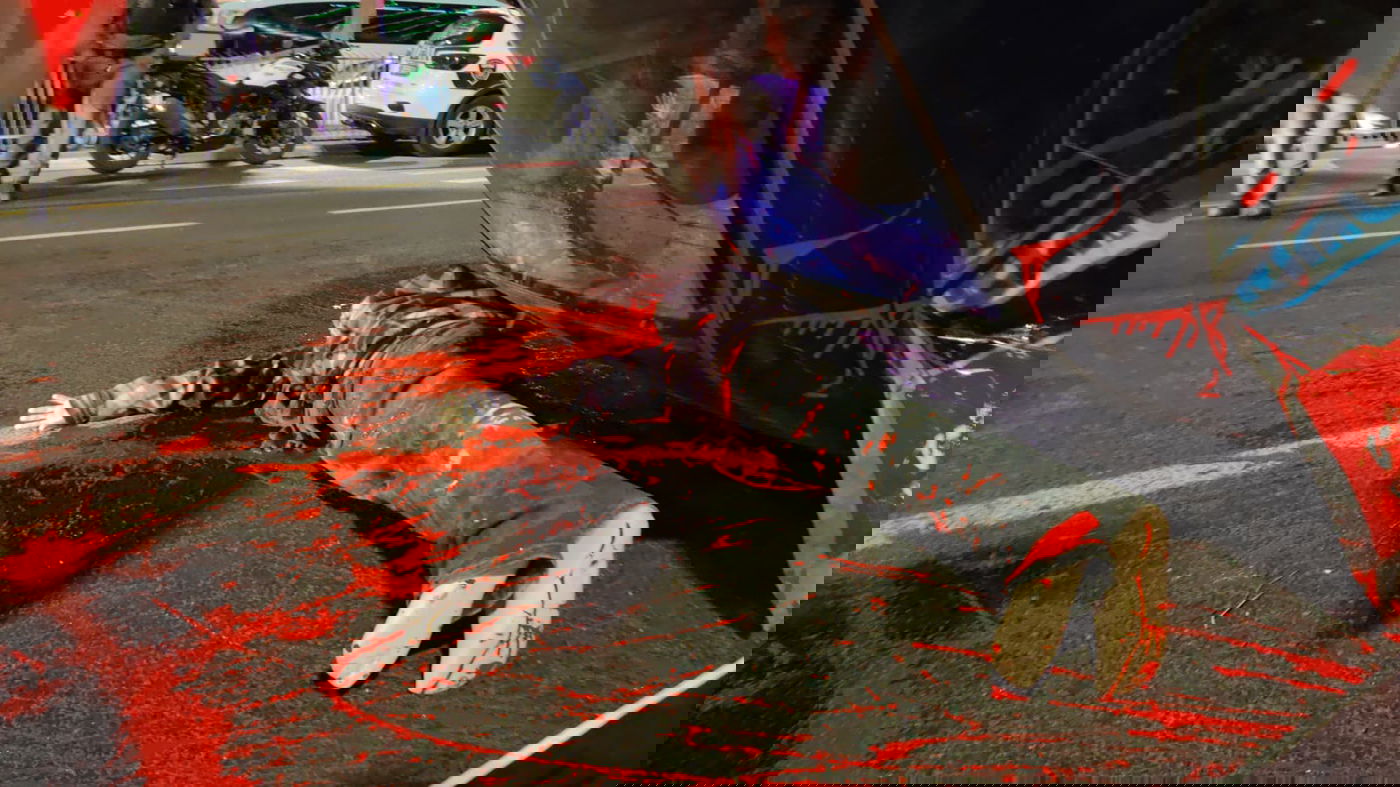 מחאת אהוביה סנדק ז"ל: דם ומכונית הפוכה