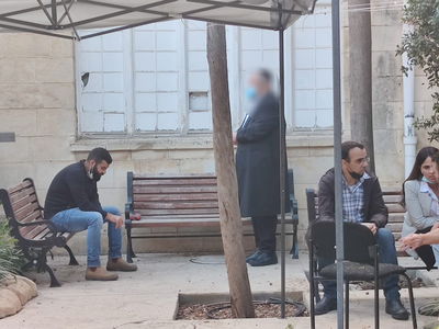 ראש העיר בתפילת מנחה לפני הדיון