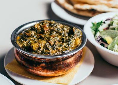 לתבשיל תפוחי אדמה ותרד - אלו פאלאק