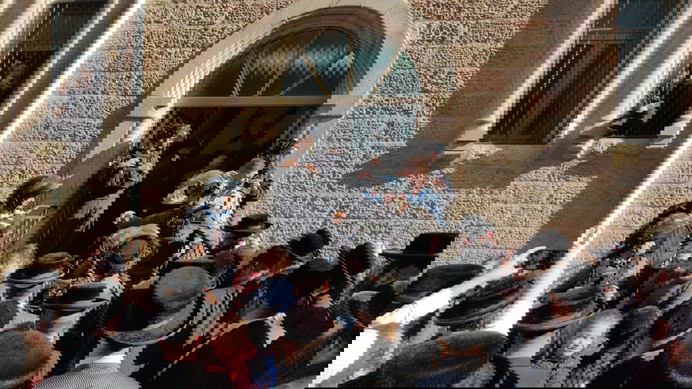 התיעוד המשטרתי: כך הותקפו שוטרים במאה שערים • צפו