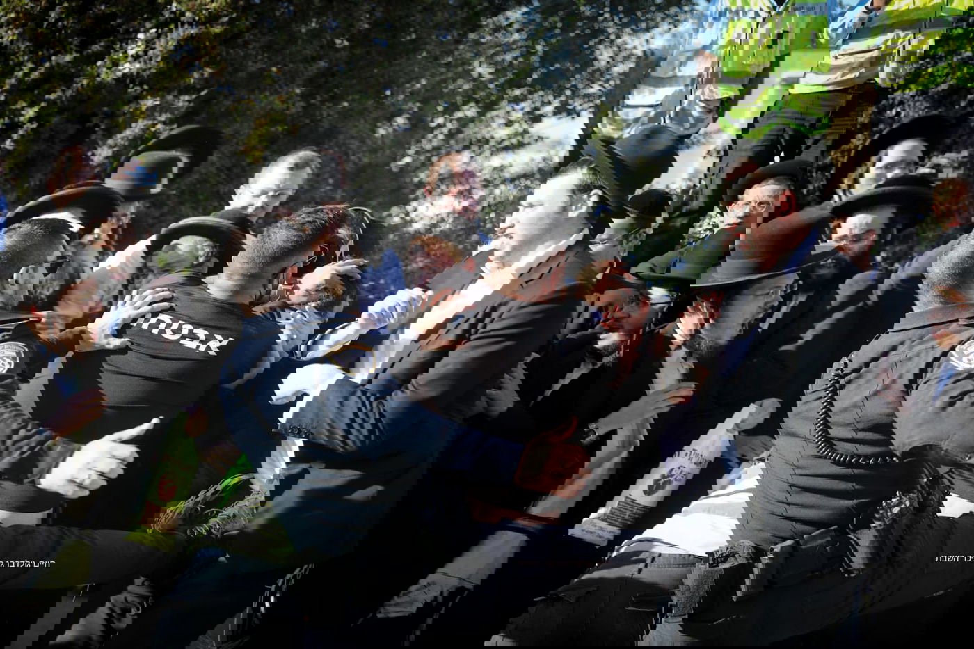 בר אילן: המשטרה מתיזה בואש על מפגינים