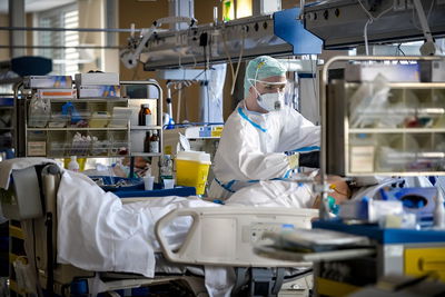 טיפול בחולה קורונה באיטליה