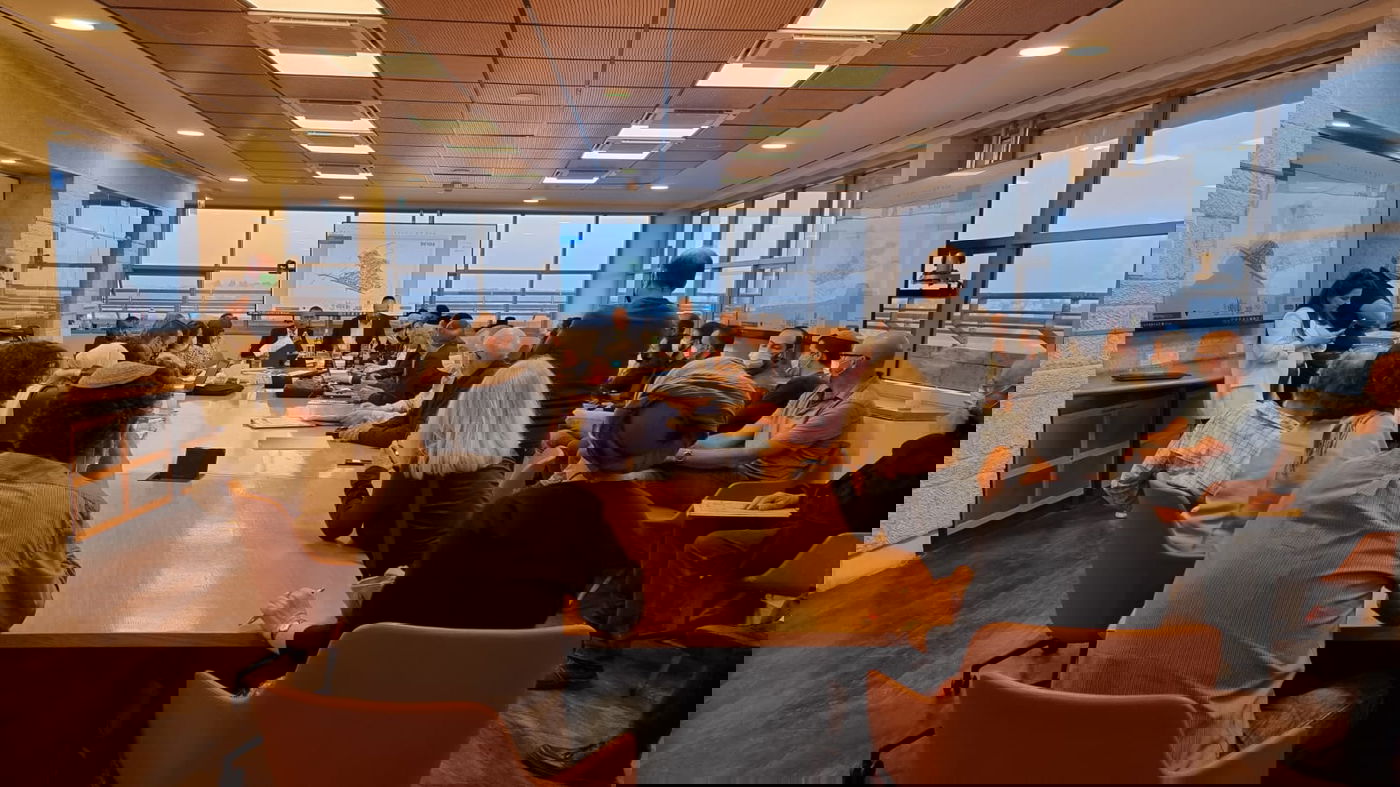 הישיבה של וועדת התכנון בה אושרה השכונה