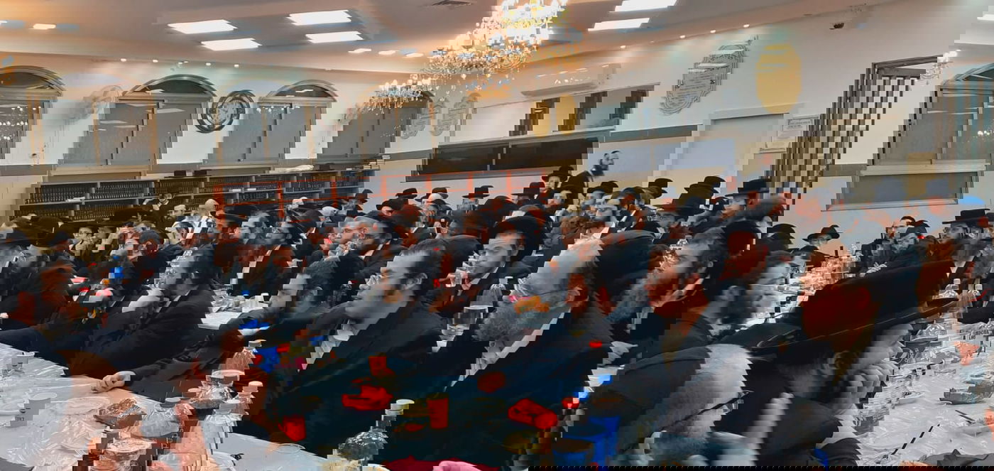 כשהגביר בירך "שהכל" וקפץ לתוך הבריכה