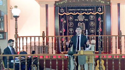 החזן לייזר ברוק מבצע לקראת שבת מברכים: שתחדש