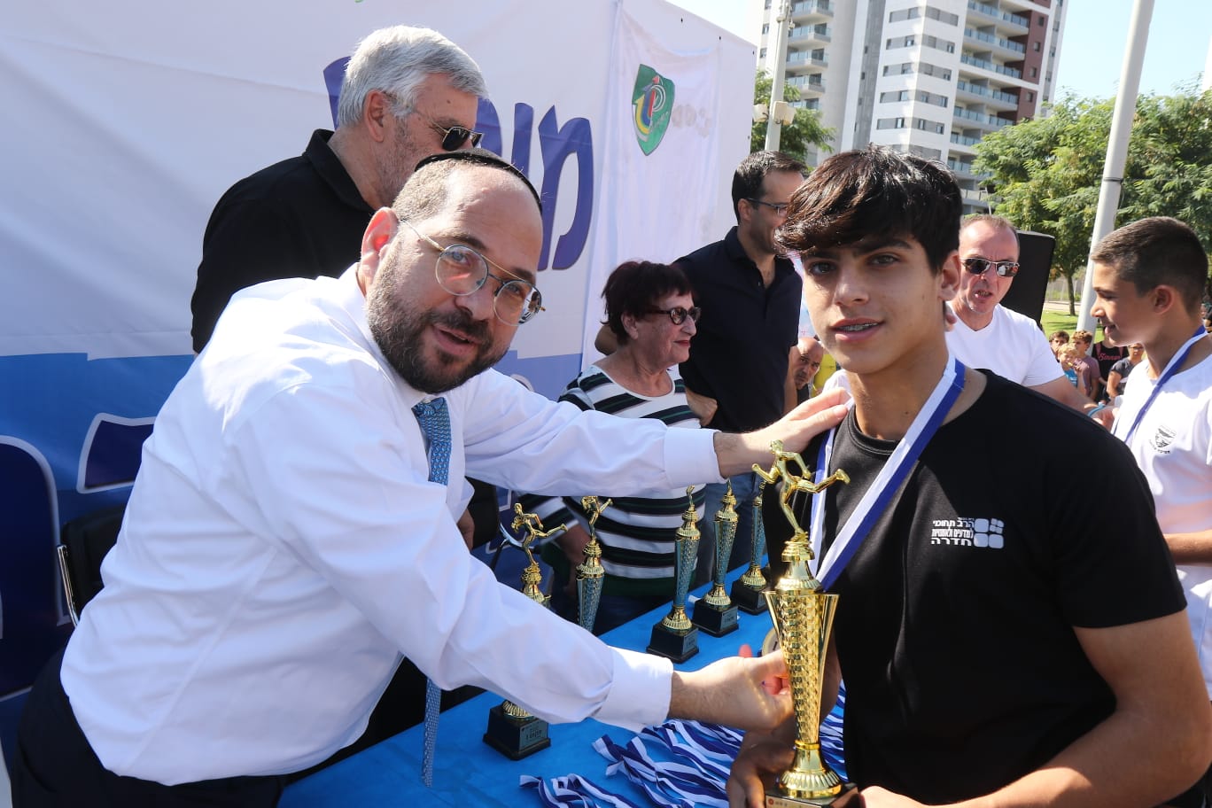 גבול דק בין הישגיות ותחרותיות לבין קנאה ושנאה